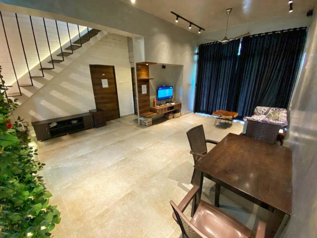Cozy Stays - Tranquil Times Lonavala Exterior foto